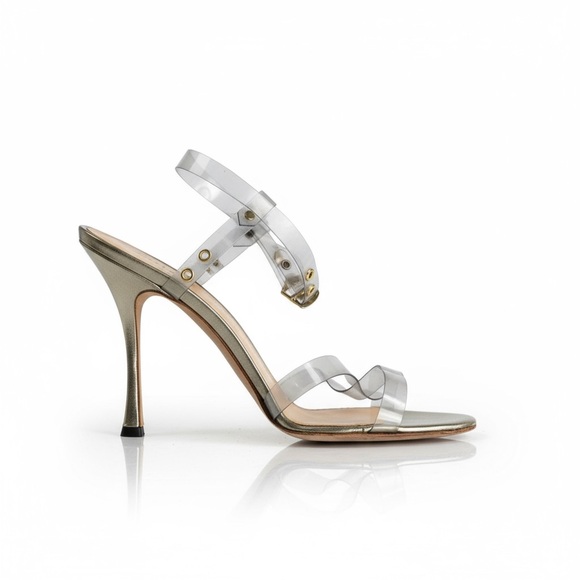 Manolo Blahnik 𖦹 Clear PVC Vinyl Ankle Strap Stiletto Heels Sandals 𖦹 Gold 𖦹 - Picture 15 of 16